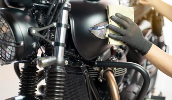 Motosiklet-Yakit-Arizasi-Tamir-ve-Bakimi